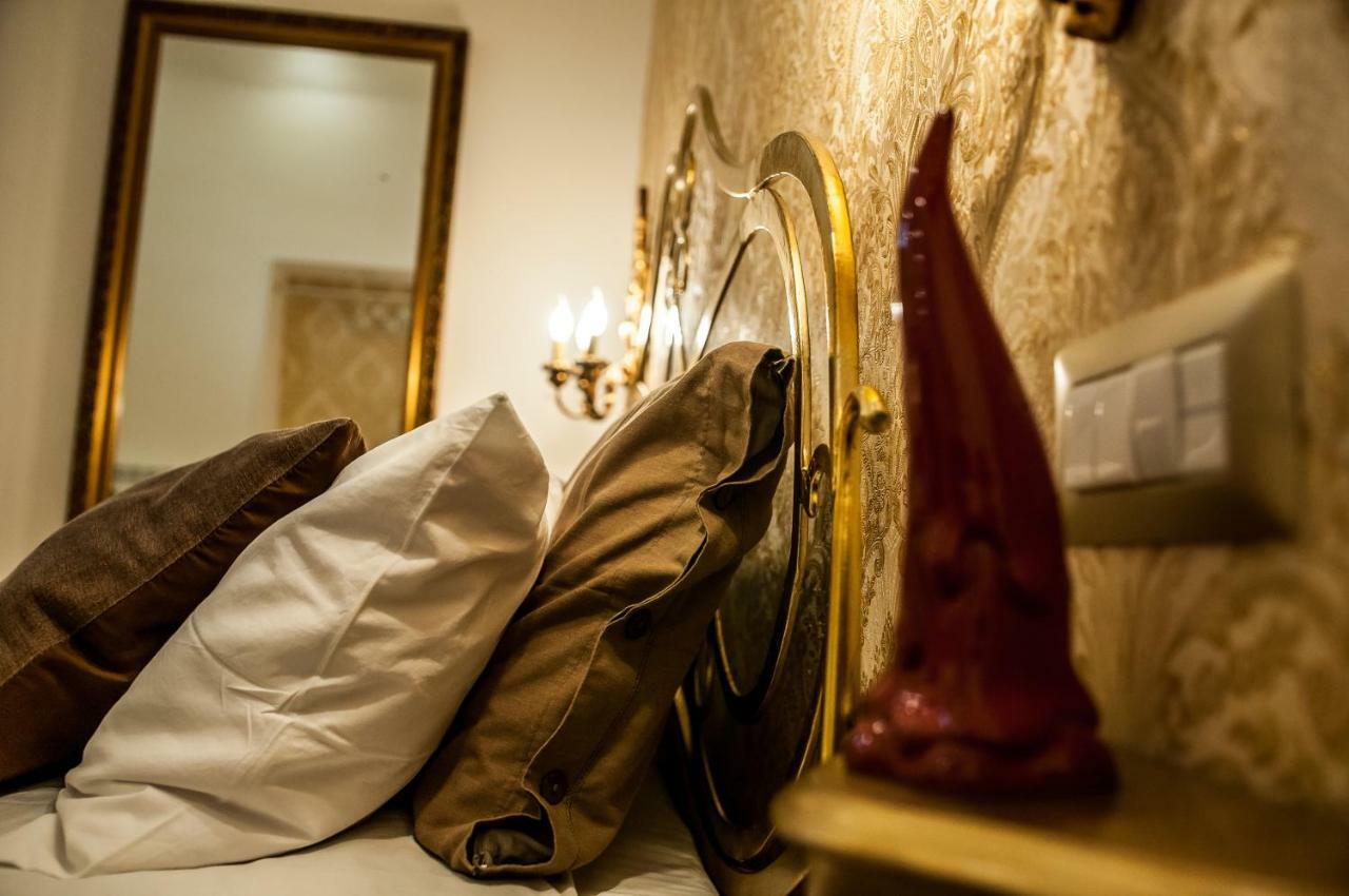 Domus Sanfelice Suite Napoli Dış mekan fotoğraf