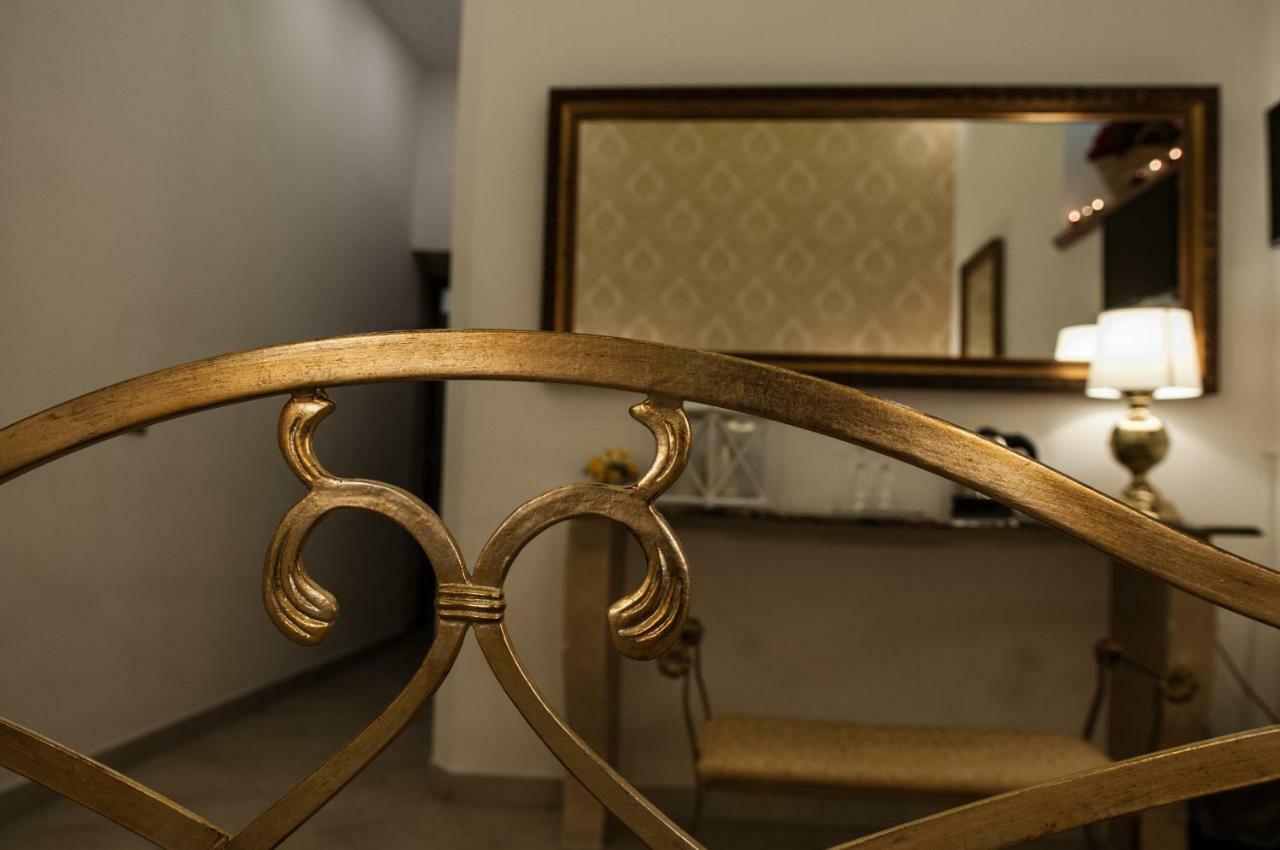 Domus Sanfelice Suite Napoli Dış mekan fotoğraf